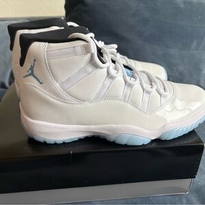 Jordan Sneakers White and Light Blue